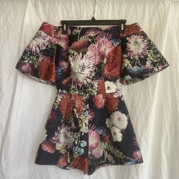 KEEPSAKE the Label Off-the-Shoulder Floral Romper Size Small - Picture 2 of 16